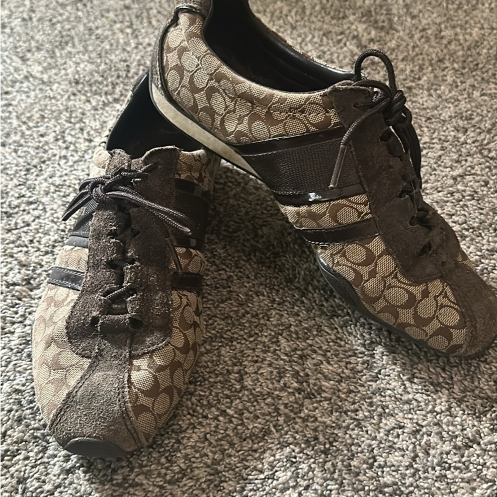 Coach Signature Canvas Sneaker - Womens size 7.5 - Gently worn